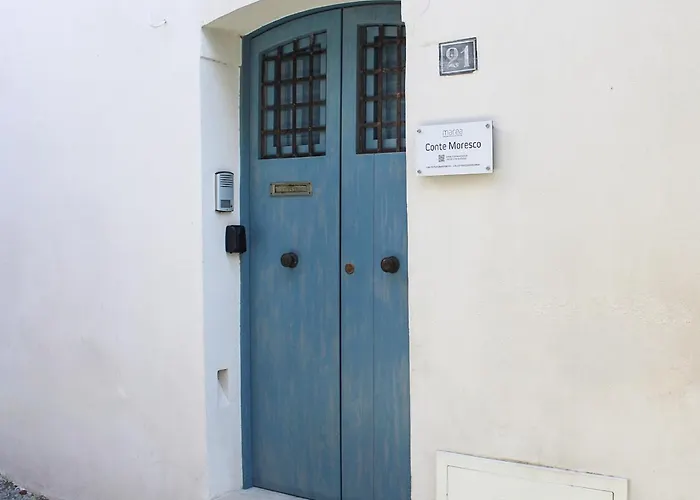 Hébergement de vacances Conte Moresco - Authentic Historic With Panoramic Terrace In - Marea Collection *